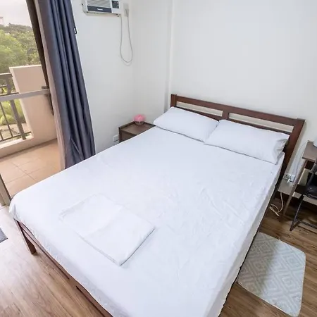 2Br Fully Air-Conditioned Staycation Plus Free Parking