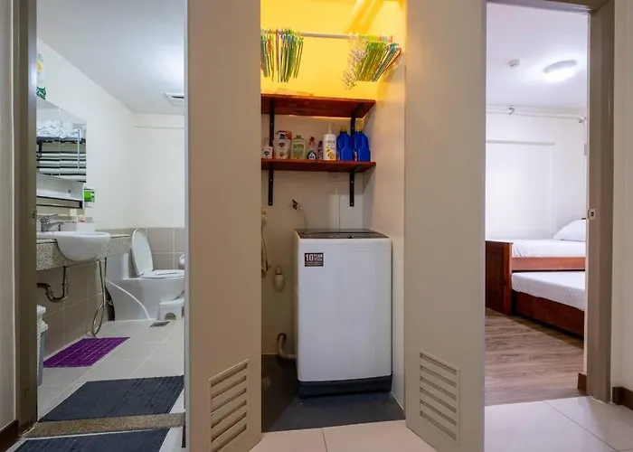 Apartment 2br Fully Air-conditioned Staycation With Parking