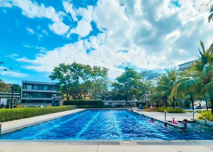 Apartment 2br Fully Air-conditioned Staycation With Parking Manila