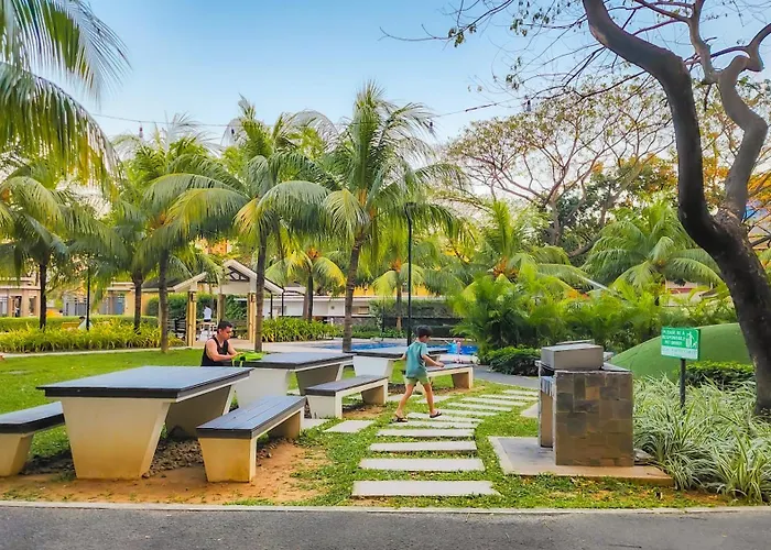 2br Fully Air-conditioned Staycation With Parking Manila