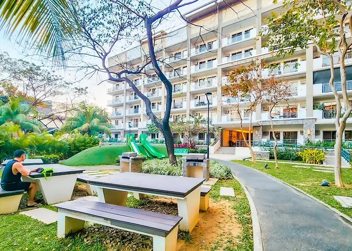 2br Fully Air-conditioned Staycation With Parking Apartment Manila
