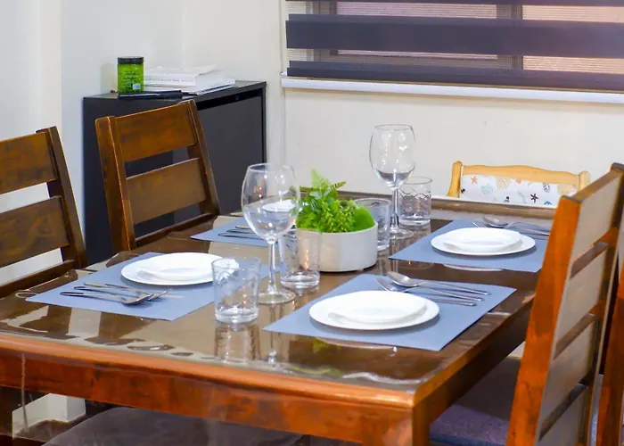 2br Fully Air-conditioned Staycation With Parking Apartment Manila