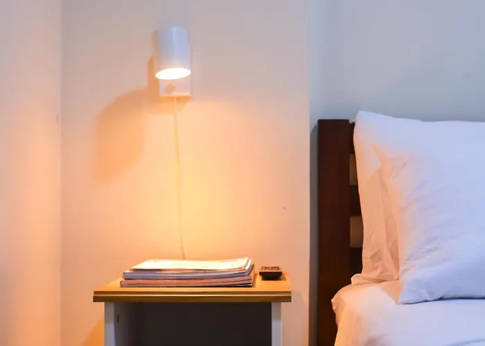 2br Fully Air-conditioned Staycation With Parking Apartment